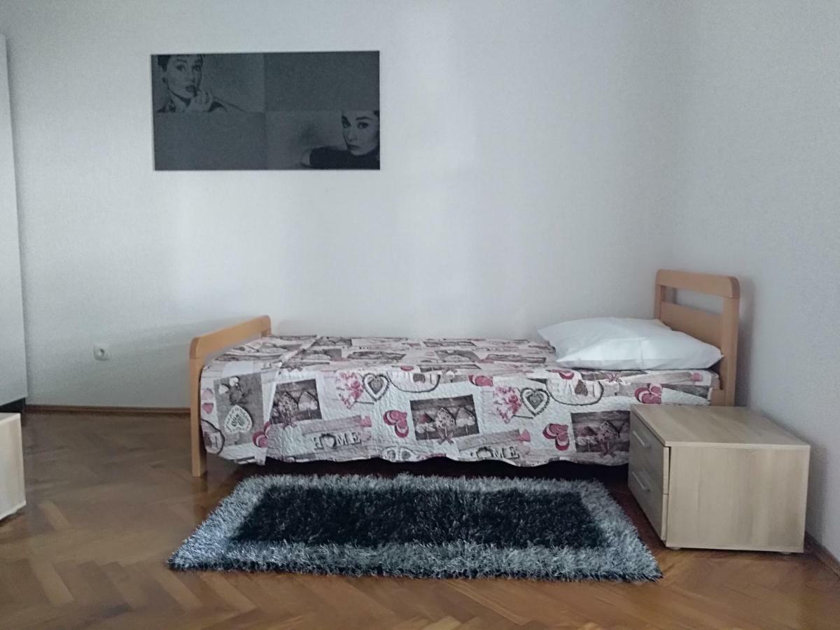 Apartman Lilly Lovran Bagian luar foto
