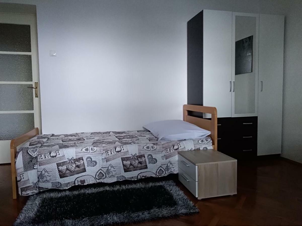 Apartman Lilly Lovran Bagian luar foto
